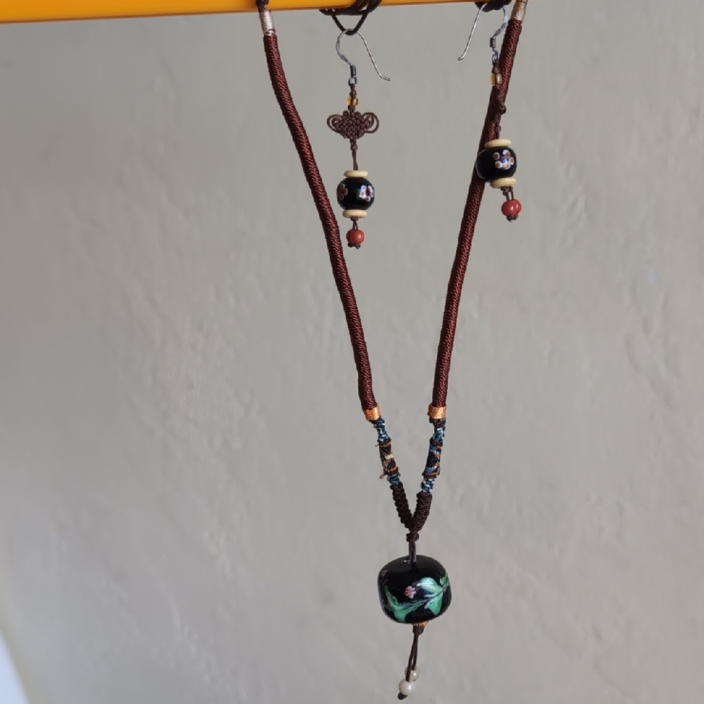 Elegant Black and Brown Beaded Necklace and Earring Set